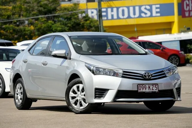 TOYOTA COROLLA 2015 (SEDAN)
