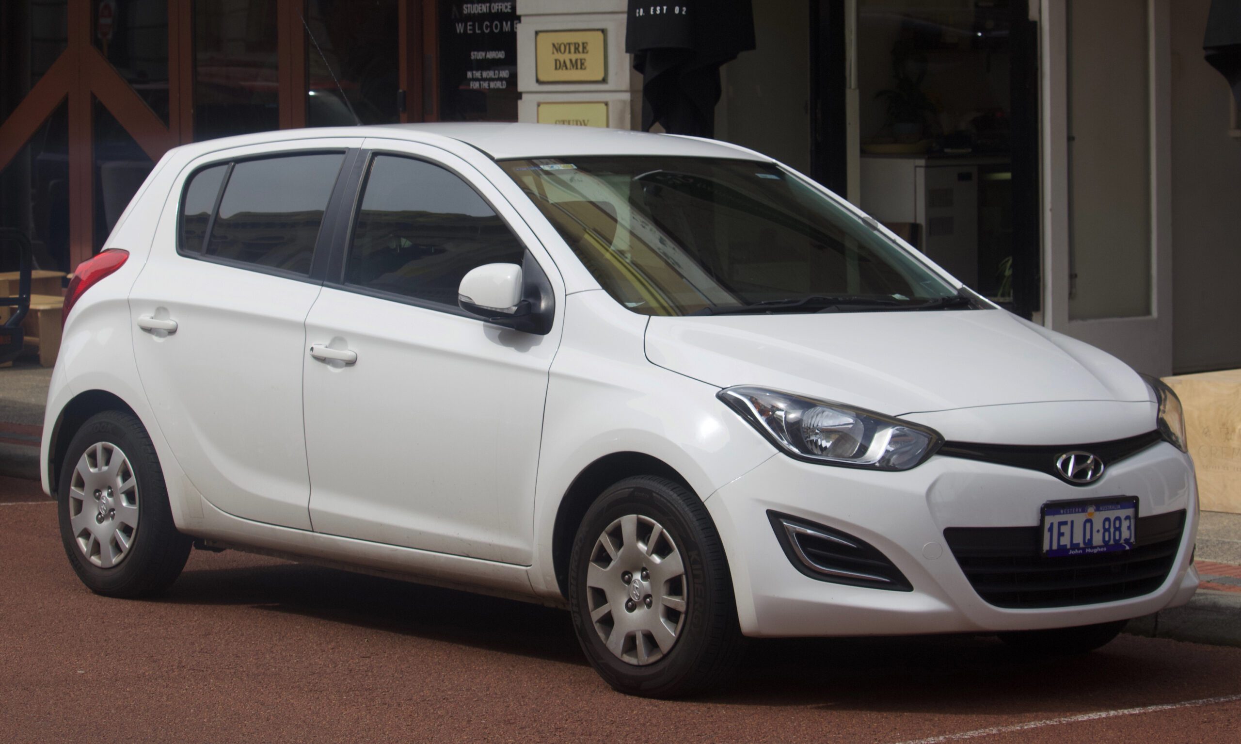 HYUNDAI I20 2014